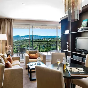 https://royal-mougins-golf-club.fr-provencehotel.com