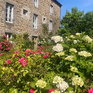 D Hotes Du Moulin A Papier Frühstückspension